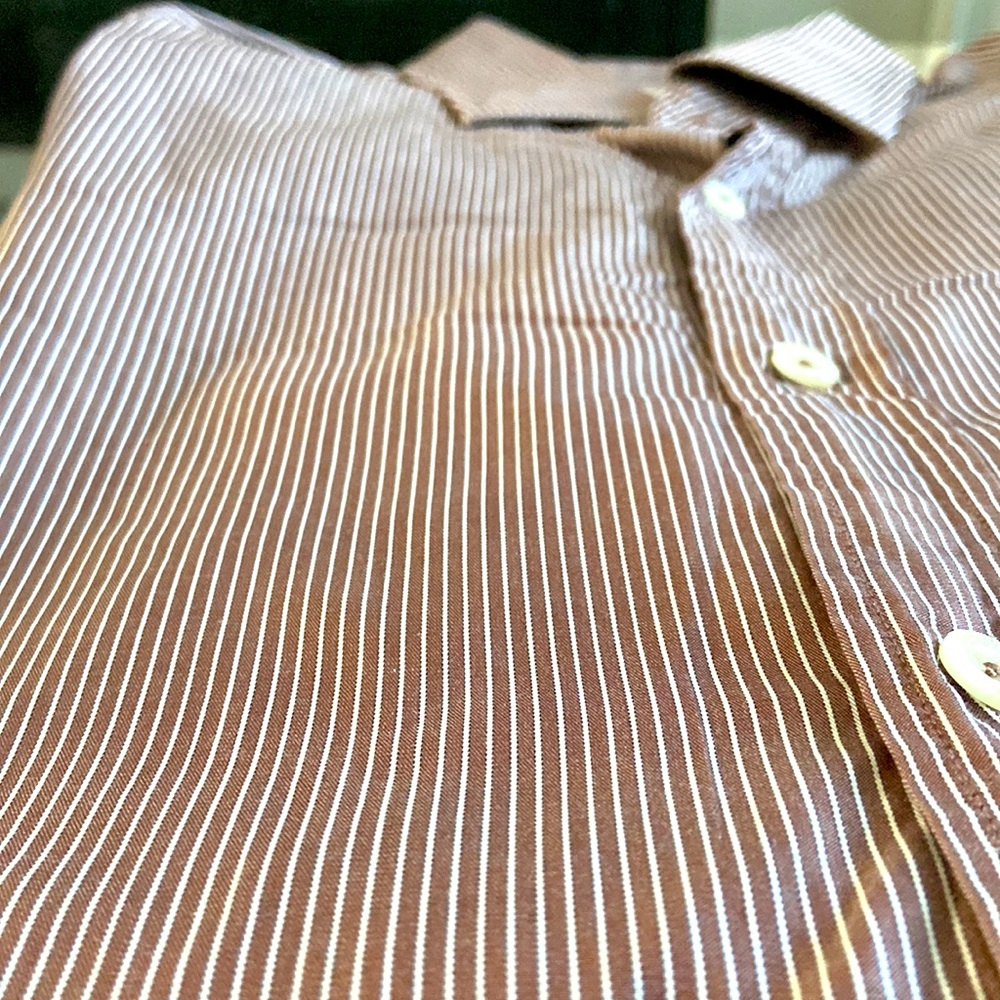 👑 Burberry Men’s dress shirt, size 15 1/2